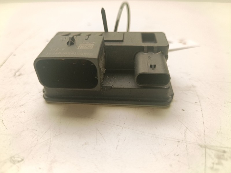 Recambio de caja precalentamiento para bmw 3 (e90) 330 i referencia OEM IAM 851947202  