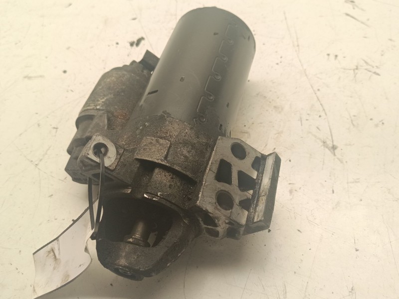 Recambio de motor arranque para bmw 1 (e87) 118 d referencia OEM IAM 13417823700  