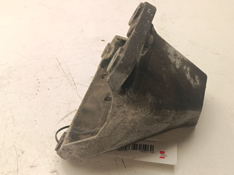 Recambio de soporte motor derecho superior para bmw 5 (f10) 518 d referencia OEM IAM 22116781242  