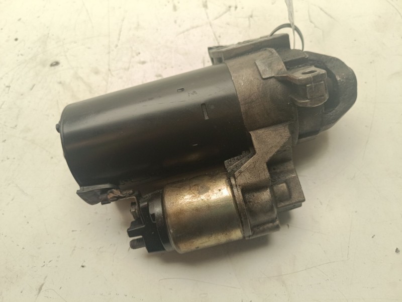 Recambio de motor arranque para bmw 1 (f20) 120 d referencia OEM IAM 12417802508  