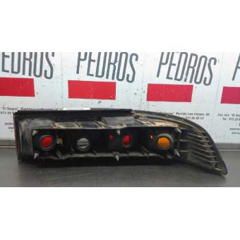 Recambio de piloto trasero izquierdo para mazda 323 berlina (bg) glx referencia OEM IAM 0431321L  