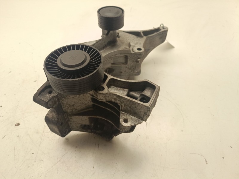 Recambio de soporte alternador para bmw 3 (e90) 323 i referencia OEM IAM 11167802639  