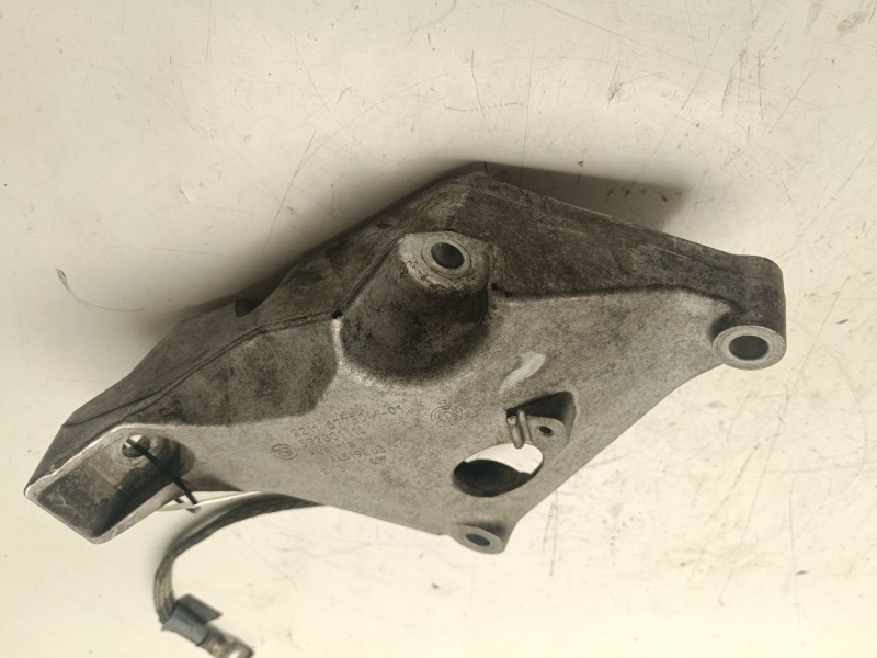 Recambio de soporte motor izquierdo superior para bmw 1 (e81) 116 i referencia OEM IAM 22116775041  