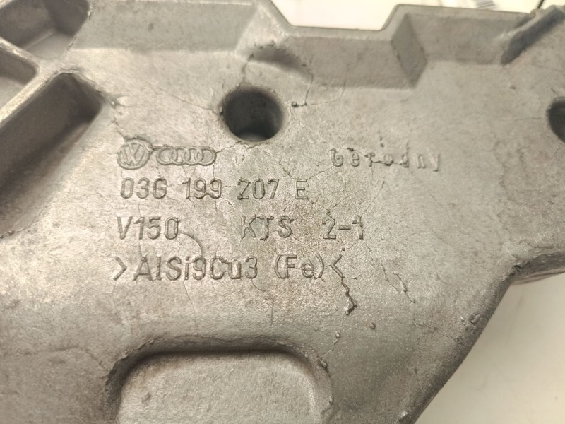 Recambio de soporte motor derecho inferior para seat leon (1p1) 1.6 referencia OEM IAM 03G199207E  
