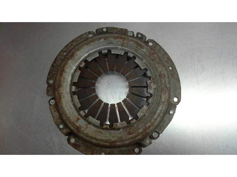 Recambio de prensa embrague para nissan vanette cargo (hc23) 2.3 diesel referencia OEM IAM 302107C00 VALEO VALEO