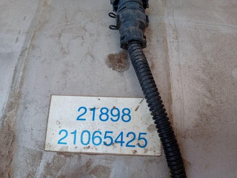 Recambio de deposito adblue para scania r480 referencia OEM IAM   