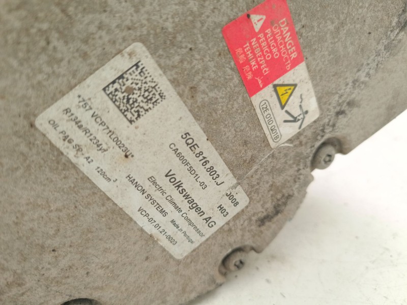 Recambio de compresor aire acondicionado para audi a3 mk4 referencia OEM IAM 5QE816803J  