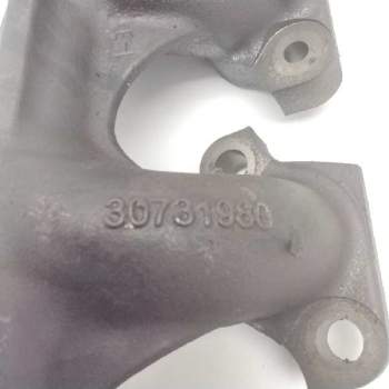 Recambio de colector escape para volvo s60 berlina 2.4 d referencia OEM IAM 30731980  
