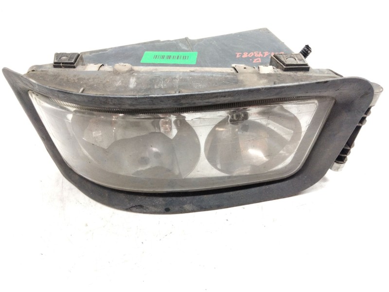 Recambio de faro izquierdo para man tg 360 a referencia OEM IAM 81251016421  