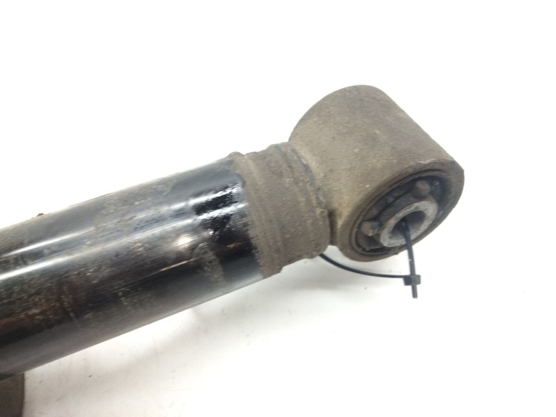 Recambio de amortiguador trasero derecho para land rover range rover sport i (l320) 3.6 d 4x4 referencia OEM IAM 22257277A  