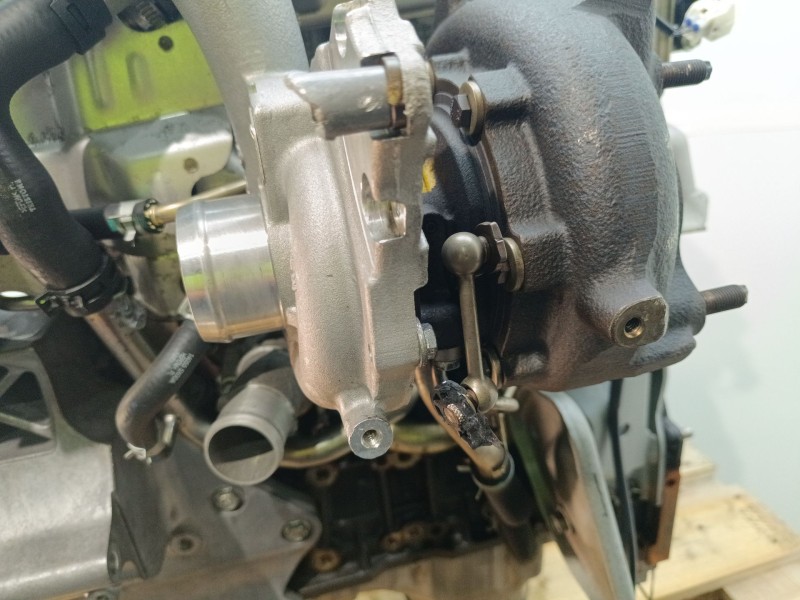 Recambio de motor completo para nissan navara np300 (d40) 2.5 dci referencia OEM IAM YD25  