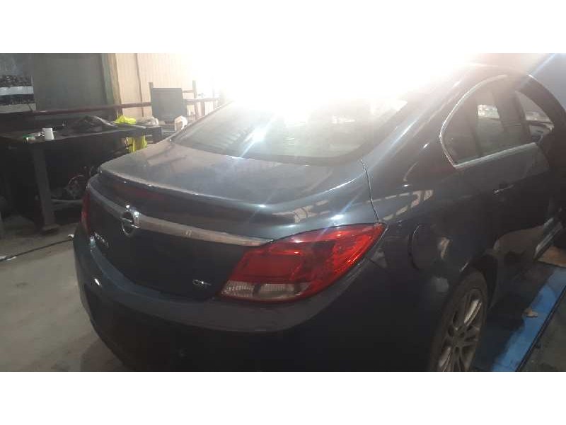 opel insignia berlina del año 2009