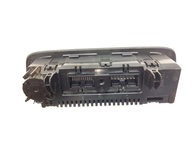 Recambio de mando climatizador para seat ibiza iv (6j5, 6p1) 1.6 tdi referencia OEM IAM 6J0820043E  