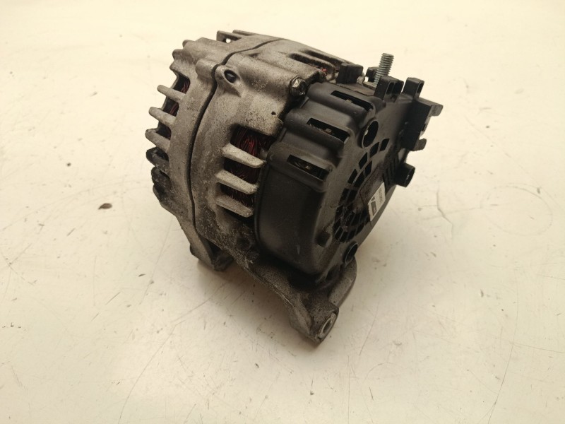 Recambio de alternador para bmw 1 (e87) 118 d referencia OEM IAM LRA03100  