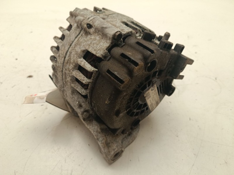 Recambio de alternador para bmw serie 3 touring (e91) referencia OEM IAM 7802261  
