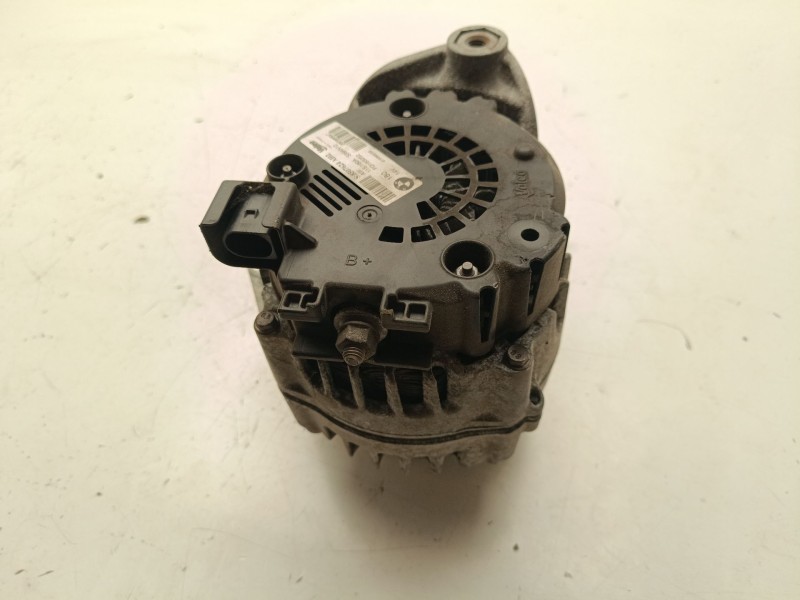 Recambio de alternador para bmw serie 3 berlina (e90) 2.0 16v diesel cat referencia OEM IAM 8507624  