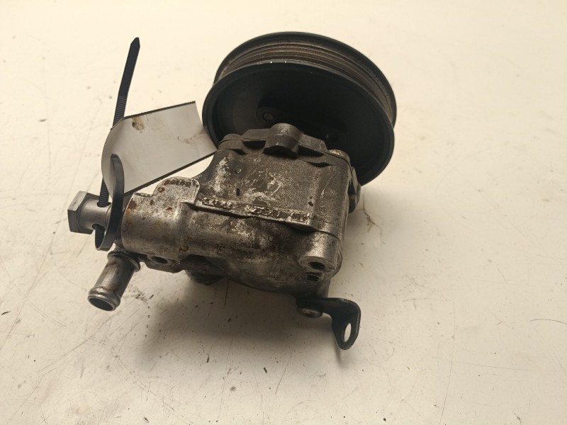 Recambio de bomba direccion para bmw 1 (f20) 120 d referencia OEM IAM 345059204  
