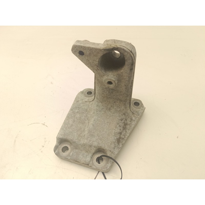 Recambio de soporte motor derecho superior para bmw 3 (f30, f80) 320 d referencia OEM IAM 22116788612  
