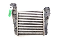 Recambio de intercooler para audi a4 b7 (8ec) 2.0 tfsi quattro referencia OEM IAM 8E0145805AA  