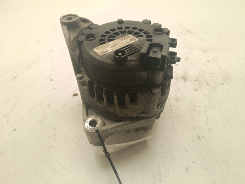 Recambio de alternador para bmw serie 1 cabrio (e88) referencia OEM IAM 7802261  