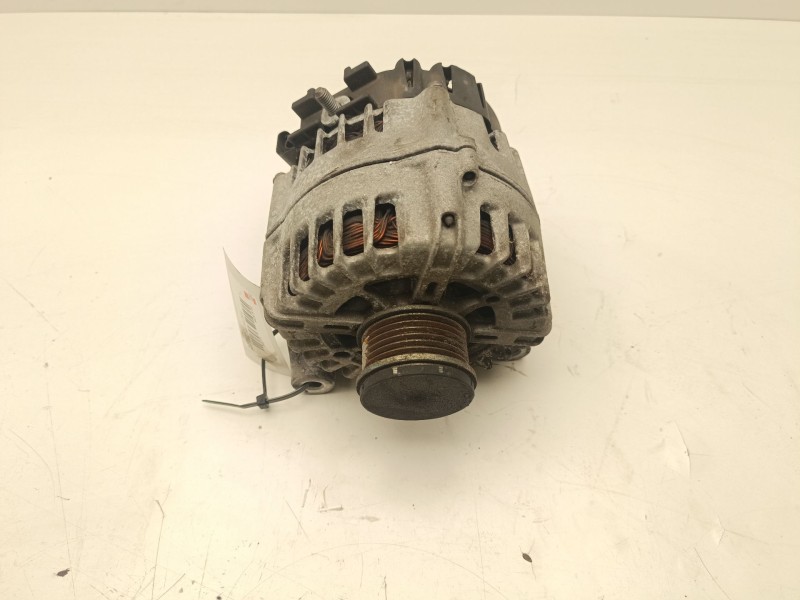 Recambio de alternador para bmw 3 (f30, f80) 318 d referencia OEM IAM 7823343  