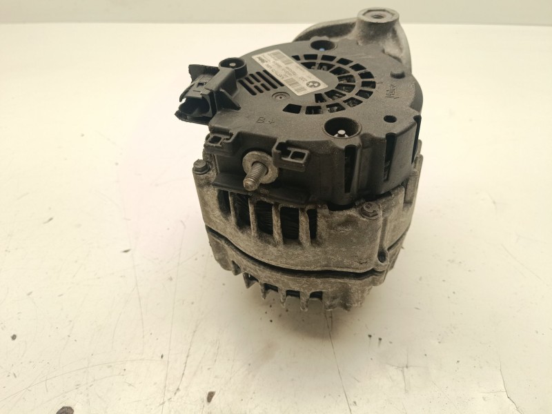 Recambio de alternador para bmw 4 coupé (f32, f82) 435 d xdrive referencia OEM IAM 8570675  