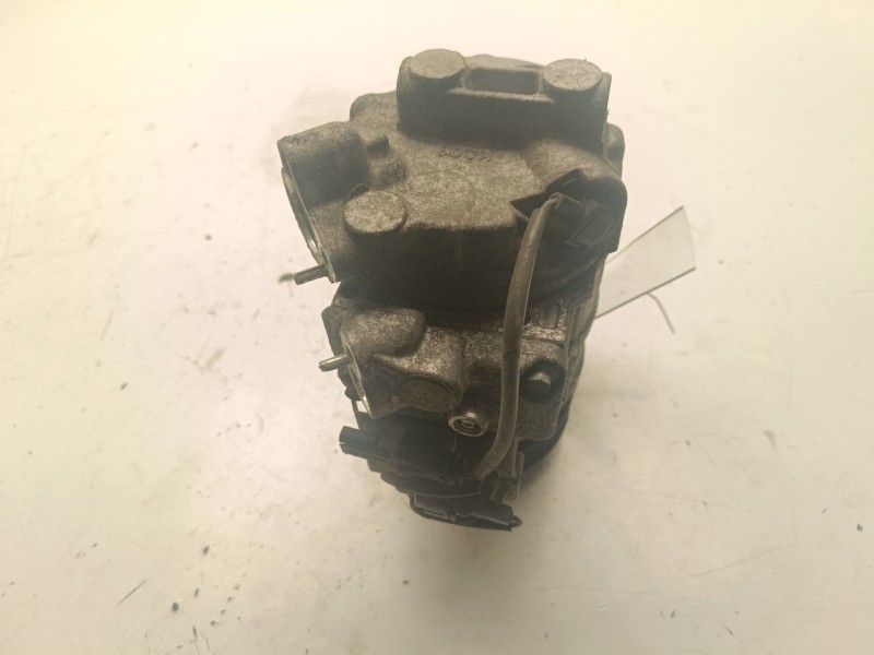 Recambio de compresor aire acondicionado para bmw serie 1 berlina (e81/e87) referencia OEM IAM 64526987862  