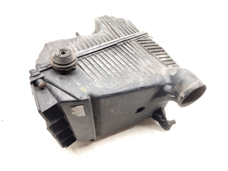 Recambio de caja filtro de aire para renault kangoo profesional referencia OEM IAM 8200788196E  