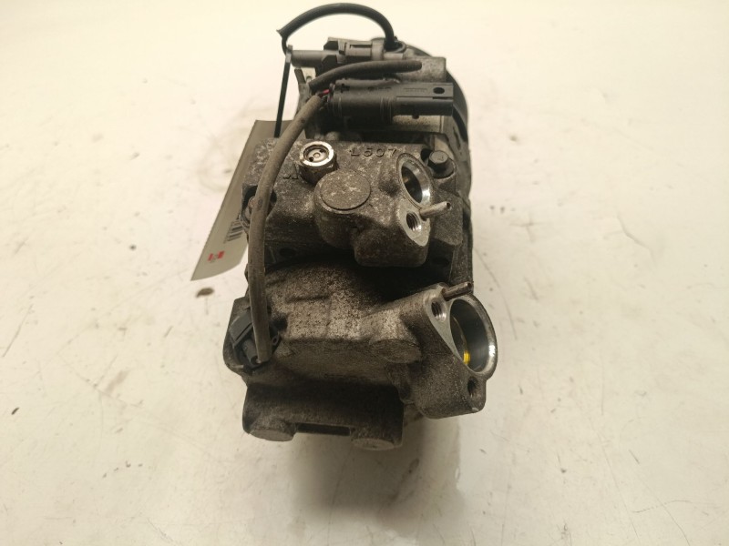 Recambio de compresor aire acondicionado para bmw 1 (e87) 120 d referencia OEM IAM 64526987862  