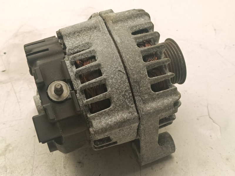 Recambio de alternador para bmw 3 descapotable (e93) 320 d referencia OEM IAM 7802261  