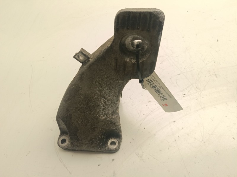 Recambio de soporte motor derecho inferior para bmw 5 (e60) 520 d referencia OEM IAM 22116777056  