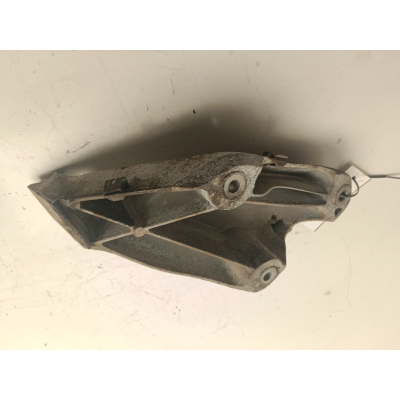 Recambio de soporte motor derecho superior para bmw x5 (e70) 3.0 d referencia OEM IAM 22116787489  