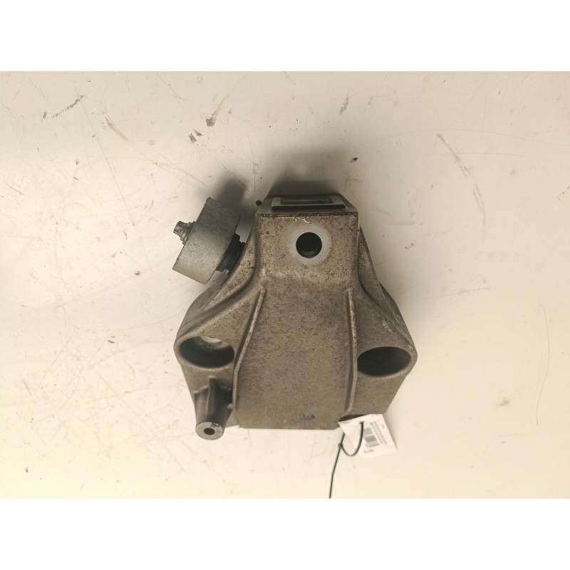 Recambio de soporte motor izquierdo superior para bmw 7 (f01, f02, f03, f04) 730 d referencia OEM IAM 22116777623  