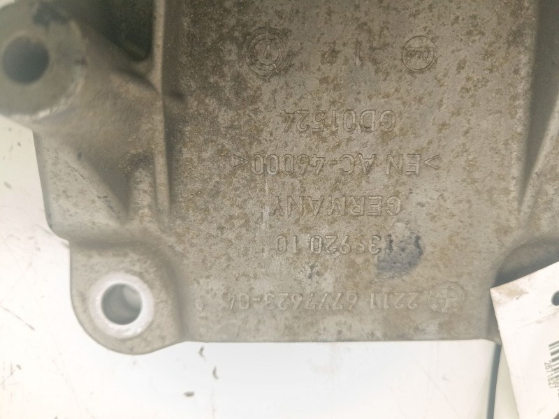 Recambio de soporte motor izquierdo superior para bmw 7 (f01, f02, f03, f04) 730 d referencia OEM IAM 22116777623  