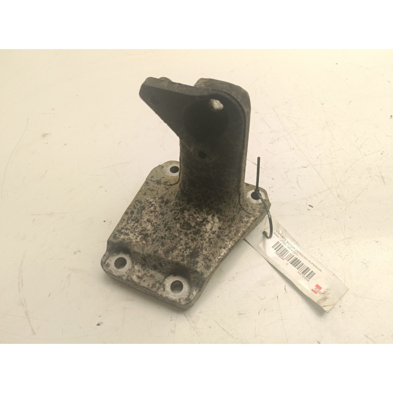 Recambio de soporte motor derecho superior para bmw 1 (f20) 120 d referencia OEM IAM 22116788612  