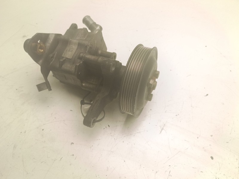 Recambio de bomba direccion para bmw 5 (e60) 525 d referencia OEM IAM 407944801  