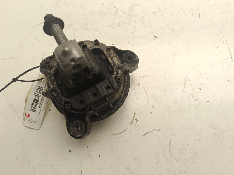Recambio de soporte motor izquierdo superior para bmw 5 touring (f11) 525 d referencia OEM IAM 6785601  