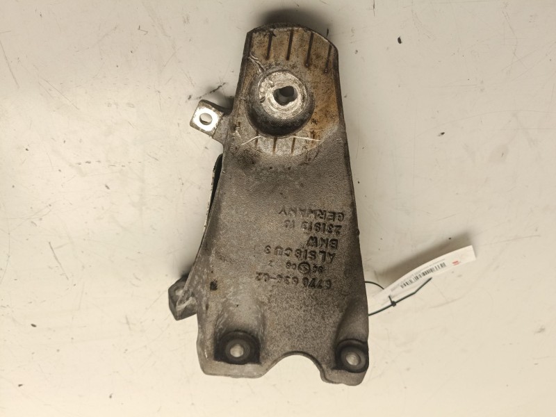 Recambio de soporte motor derecho superior para bmw 5 (e60) 530 d referencia OEM IAM 6770834  