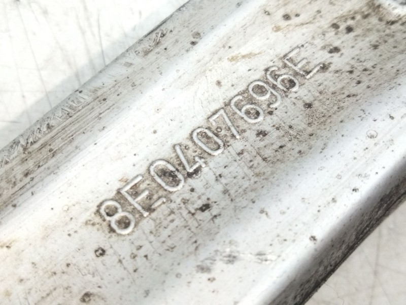 Recambio de brazo suspension inferior delantero derecho para audi a4 b7 (8ec) 2.0 tfsi quattro referencia OEM IAM 8E0407696E  