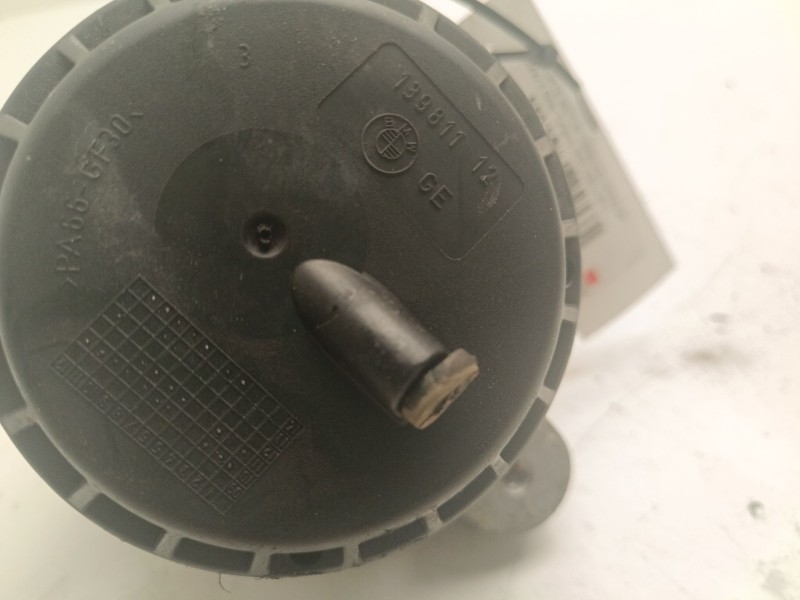 Recambio de soporte motor derecho inferior para bmw 5 gran turismo (f07) 520 d referencia OEM IAM 6868302  