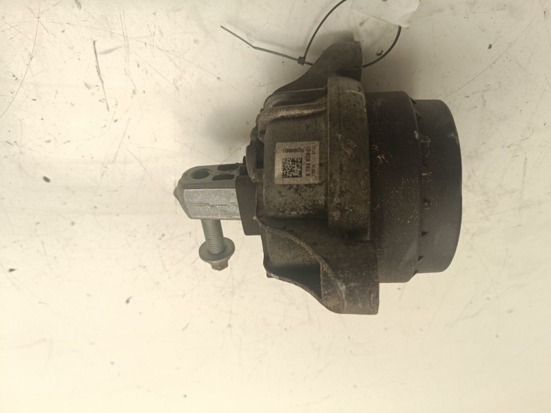 Recambio de soporte motor derecho inferior para bmw 5 touring (f11) 525 d referencia OEM IAM 6785602  