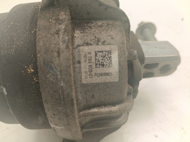 Recambio de soporte motor derecho inferior para bmw 5 touring (f11) 525 d referencia OEM IAM 6785602  