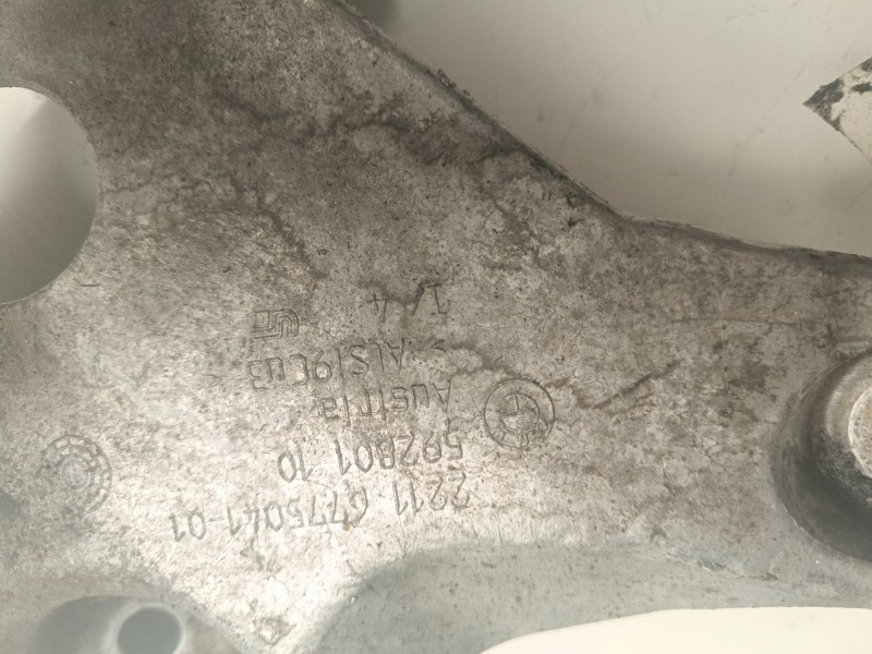 Recambio de soporte motor izquierdo superior para bmw 1 (e87) 118 d referencia OEM IAM 22116775041  