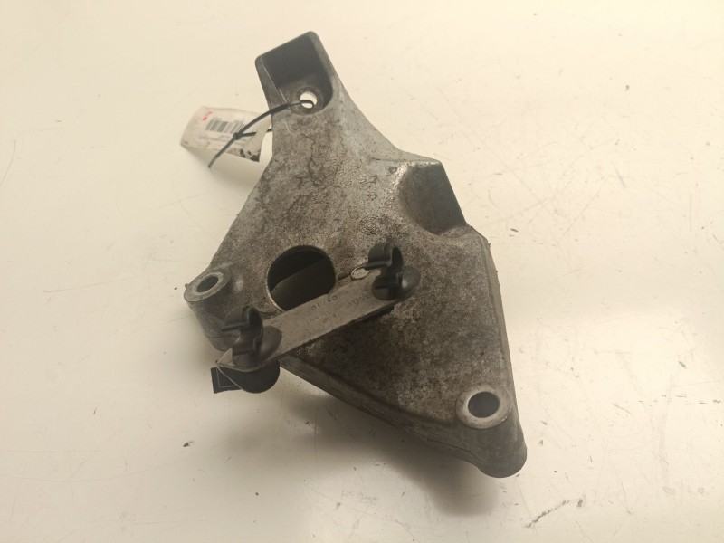 Recambio de soporte motor izquierdo superior para bmw 1 (e87) 118 d referencia OEM IAM 22116775041  