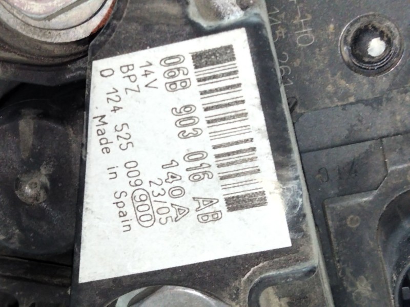 Recambio de alternador para audi a4 b7 (8ec) 2.0 tfsi quattro referencia OEM IAM 06B903016AB  