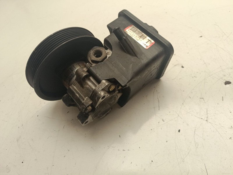 Recambio de bomba direccion para bmw 3 touring (e46) 320 d referencia OEM IAM 6756575  