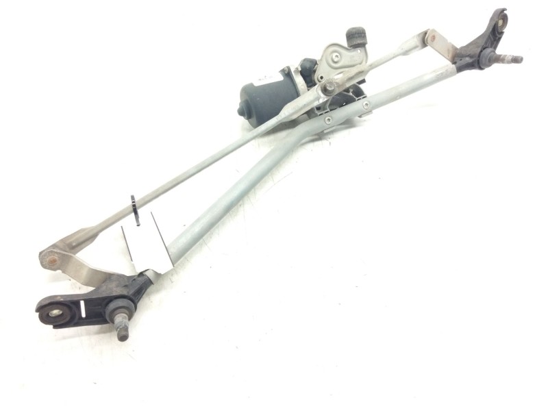 Recambio de motor limpia delantero para renault kangoo profesional referencia OEM IAM 8200409692D  