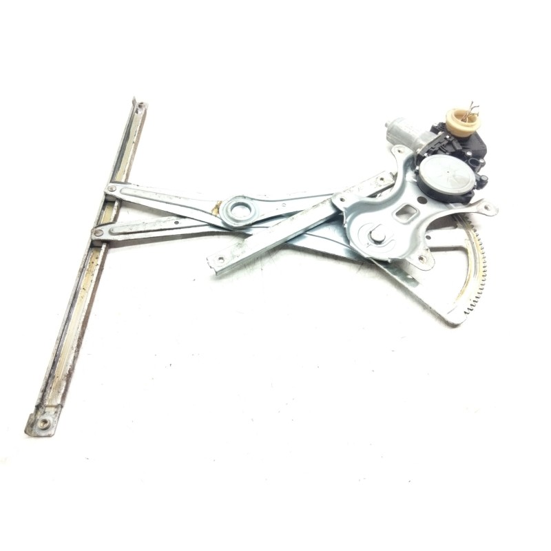 Recambio de elevalunas trasero izquierdo para toyota corolla verso (zer_, zze12_, r1_) 1.8 (znr11_) referencia OEM IAM 698400F02