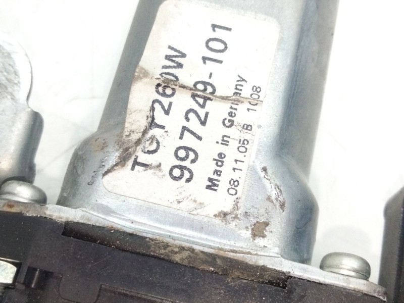 Recambio de elevalunas delantero izquierdo para toyota corolla verso (zer_, zze12_, r1_) 1.8 (znr11_) referencia OEM IAM 698200F