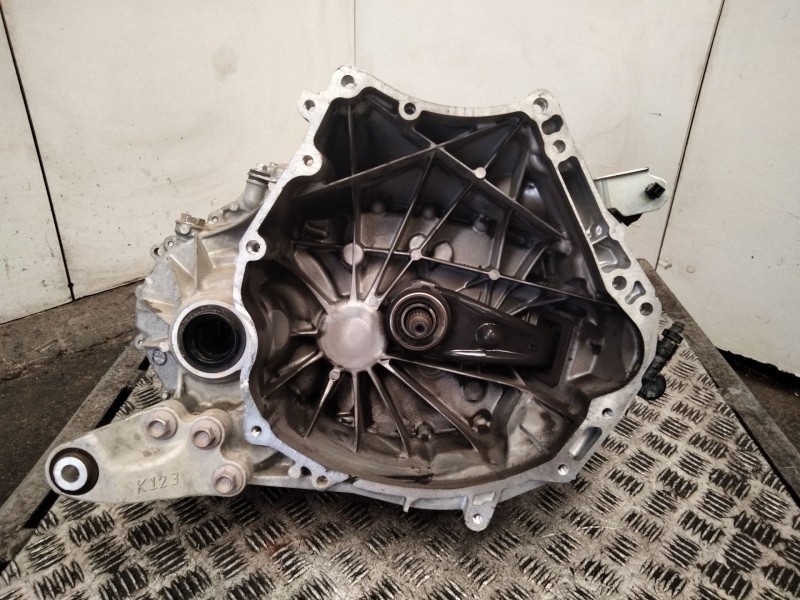 Recambio de caja cambios para mazda cx-5 2.0 cat referencia OEM IAM 8TH0212241  